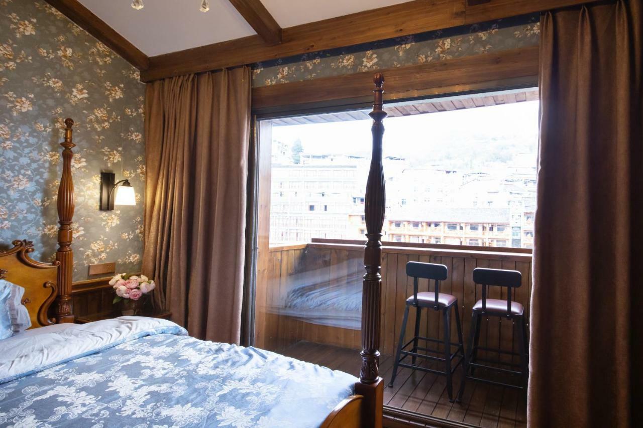 Flower Time Inn Fenghuang Exterior foto
